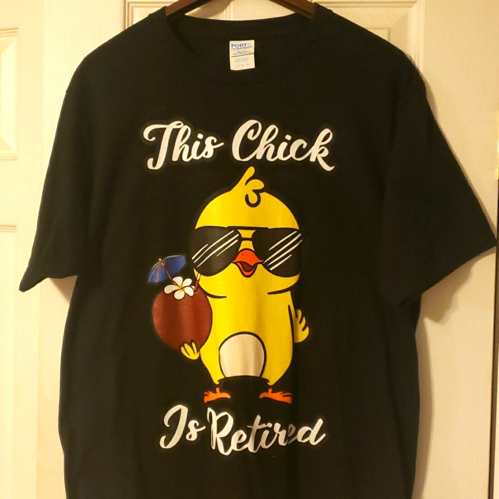 This Chick is Retired tee Large - Picture 1 of 1